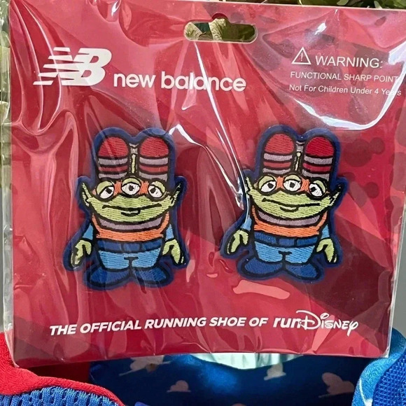 New Balance runDisney 2017 Toy Story Aliens Shoe Lace Clips - Picture 4 of 10